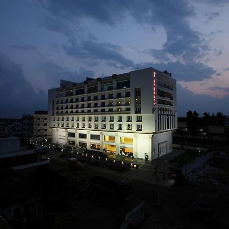 Hotel Shelton Rājahmundry Eksteriør bilde